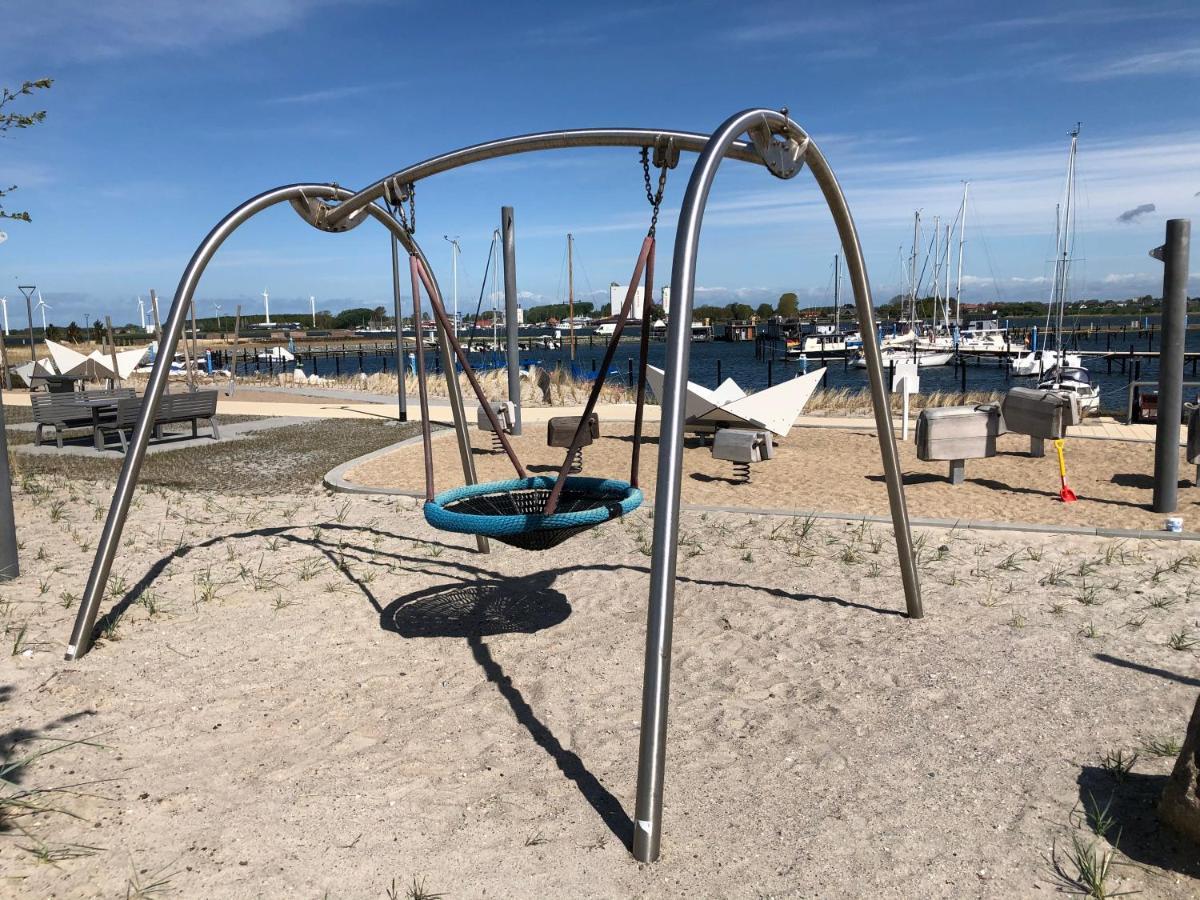 2Zi-Ferienwohnung Am Suedstrand Mit Eigenem Parkplatz Perfekt Fuer Familie Burgtiefe auf Fehmarn 외부 사진